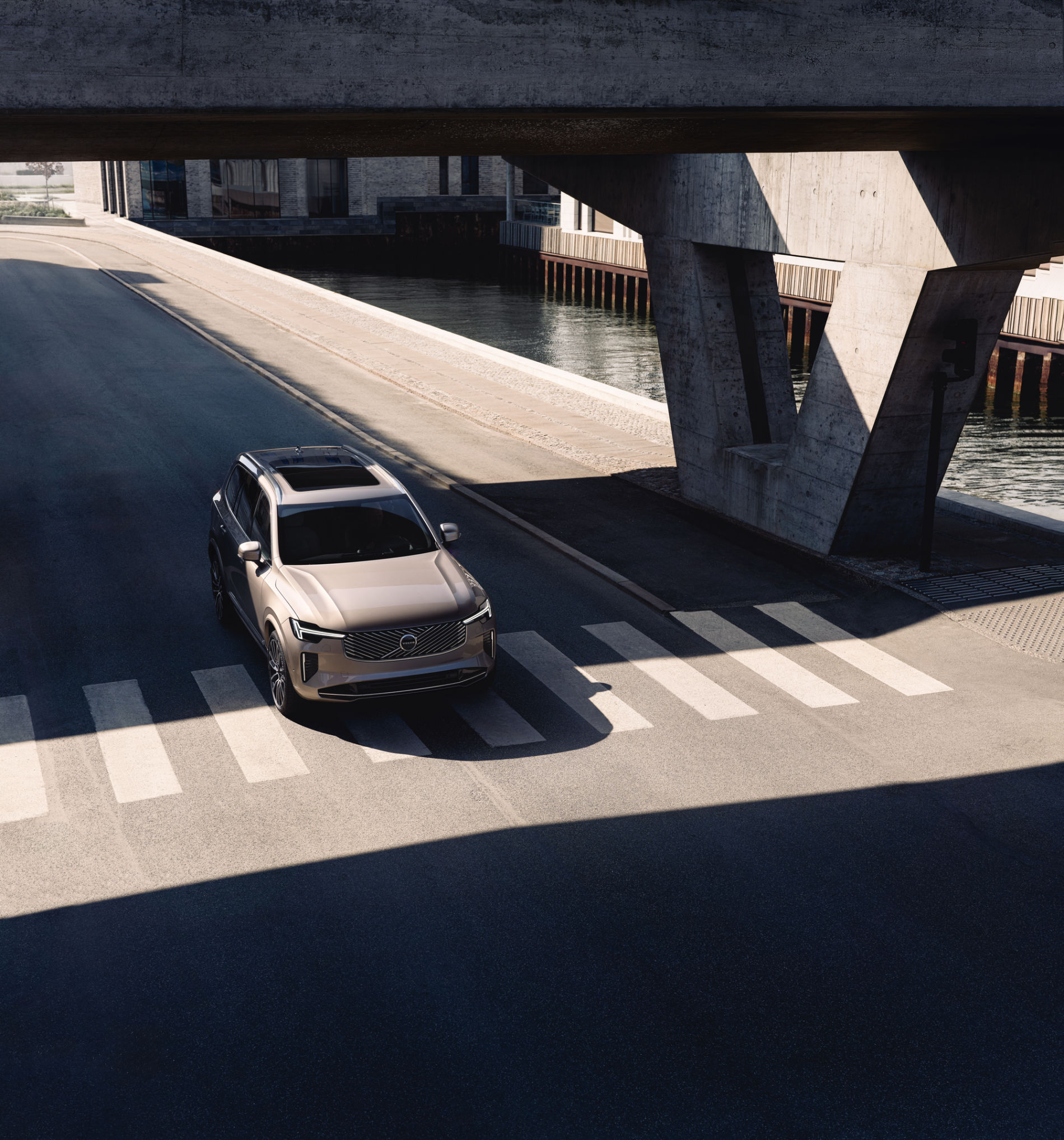 Новий XC90 plug-in гібрид